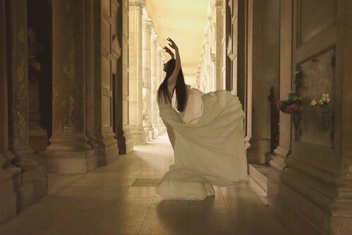 Danzatrice in Certosa